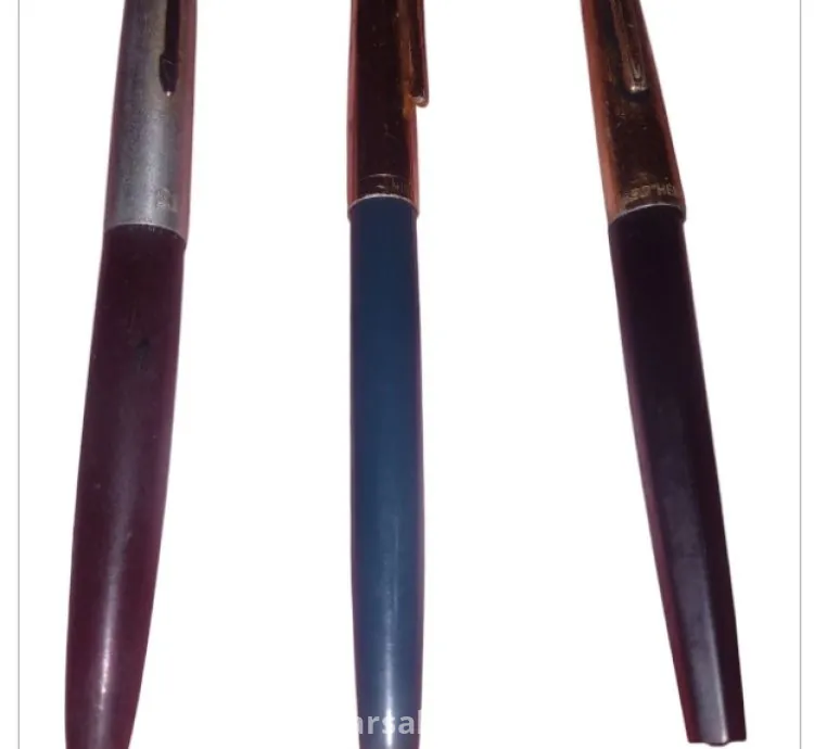 اقلام حبر قديمة