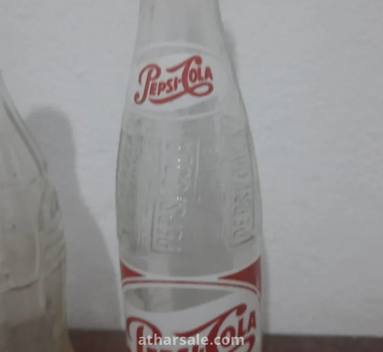 قنينتان زجاج