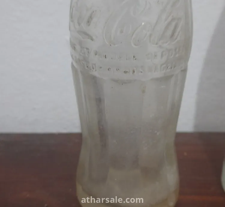 قنينتان زجاج