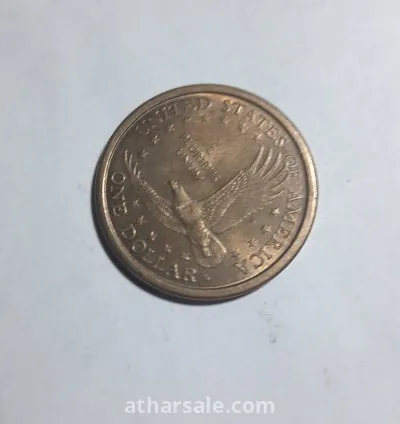 1 دولار امريكي