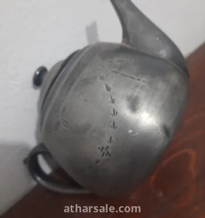 ابريق قديم جدا