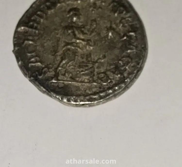 عمله اثريه فضيه