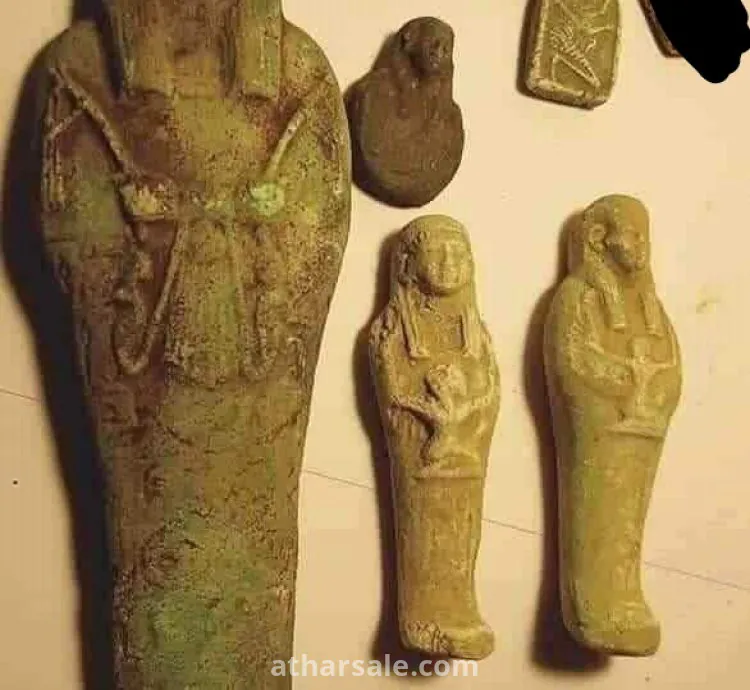 اثار اغريفيه قديمه عمرها اكثر من 2500 سنه حجر بورسلان احجام مختلفه تمائم وتماثيل مكانه للخلود فى معتقداتهم