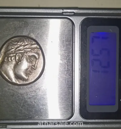 عملة اثريه فضيه 4