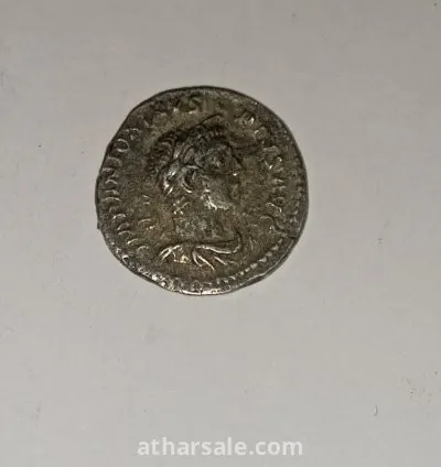 عمله اثريه فضيه