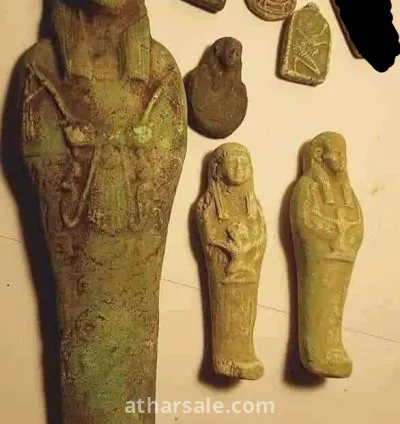 اثار اغريفيه قديمه عمرها اكثر من 2500 سنه حجر بورسلان احجام مختلفه تمائم وتماثيل مكانه للخلود فى معتقداتهم