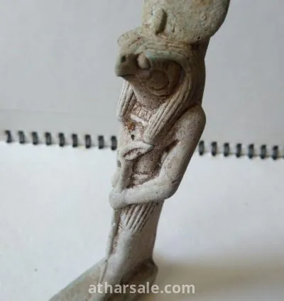 تمثال إغريقي لصقر 5