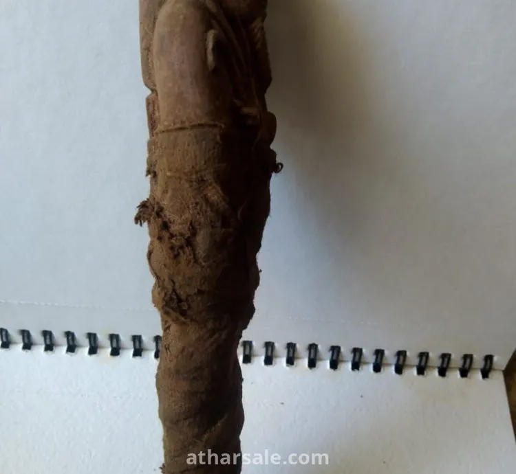 اثار اغريقيه قديمه عمرها اكثر من 2000 سنه  بورسلان مكفن لتخليد الموت عند الإغريق بورسلان