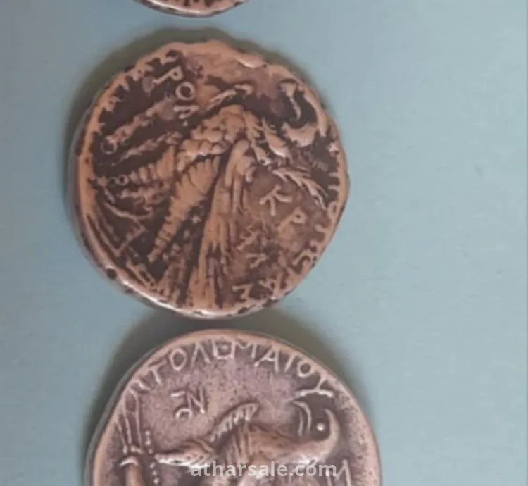 اثار وعملات وتمثال يهودية  واحجار كريمة