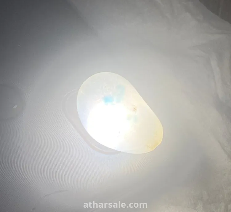 اثار وعملات وتمثال يهودية  واحجار كريمة