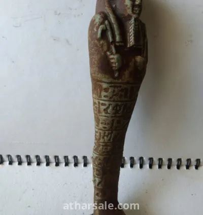 اثار اغريقيه قديمه عمرها اكثر من 2000 سنه بورسلان لشخصيه مكفنه كتابتها على صدرها بورسلان اغريقى