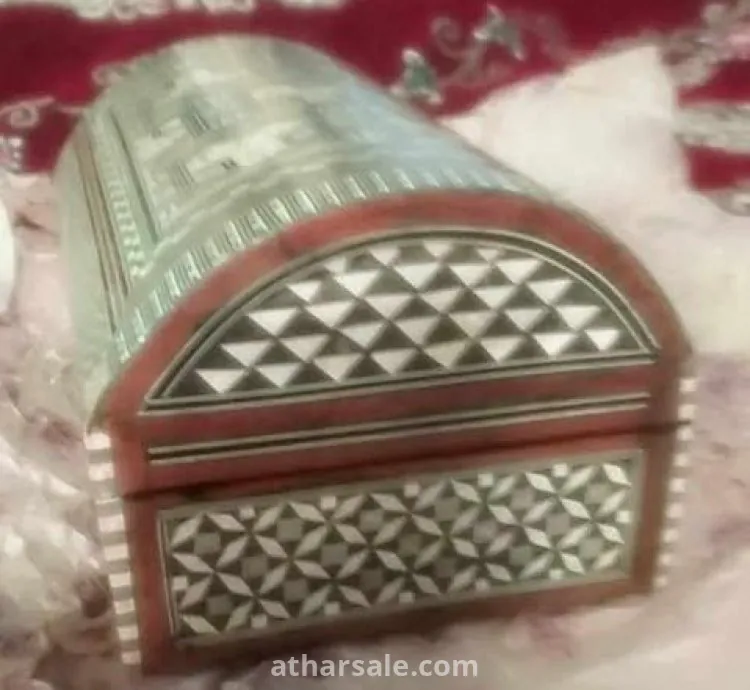 شكمجية للمجوهرات