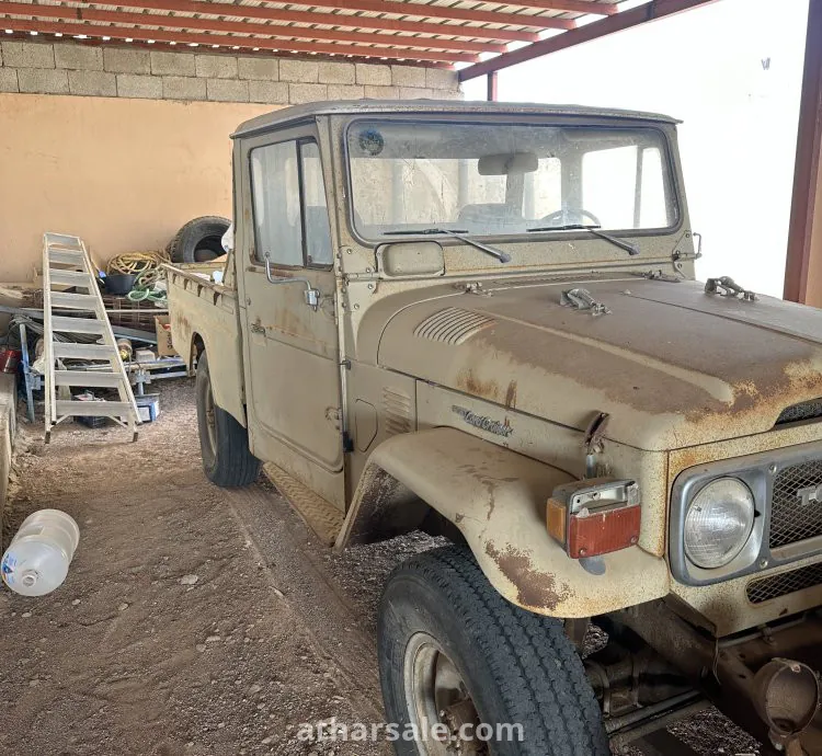 جيب تايوتا شاص ١٩٨١