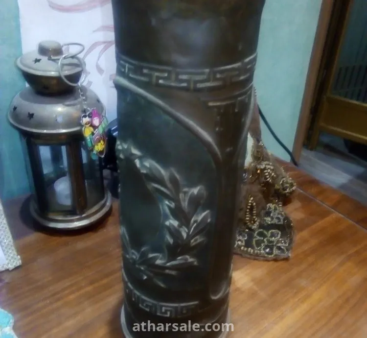 قطعة فنية تعود للحرب العالمية