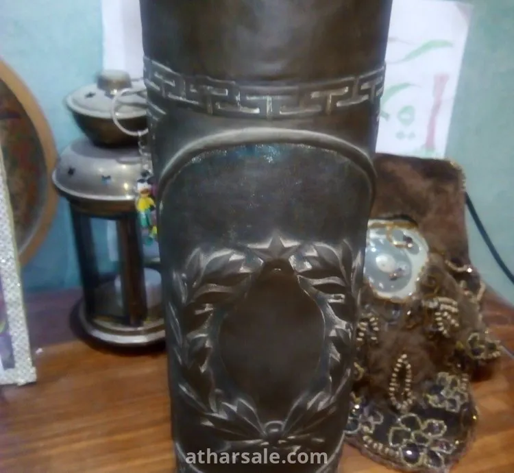 قطعة فنية تعود للحرب العالمية