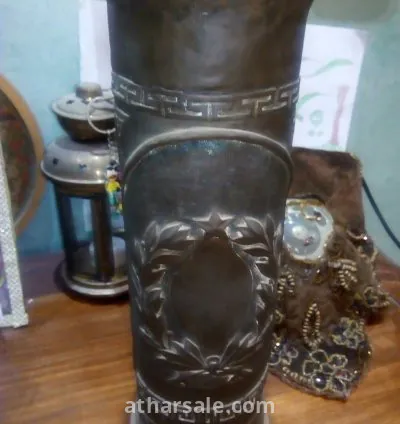 قطعة فنية تعود للحرب العالمية