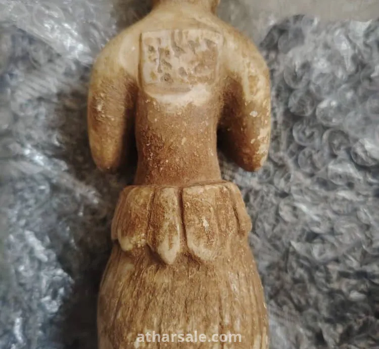 تمثال سومري نادر