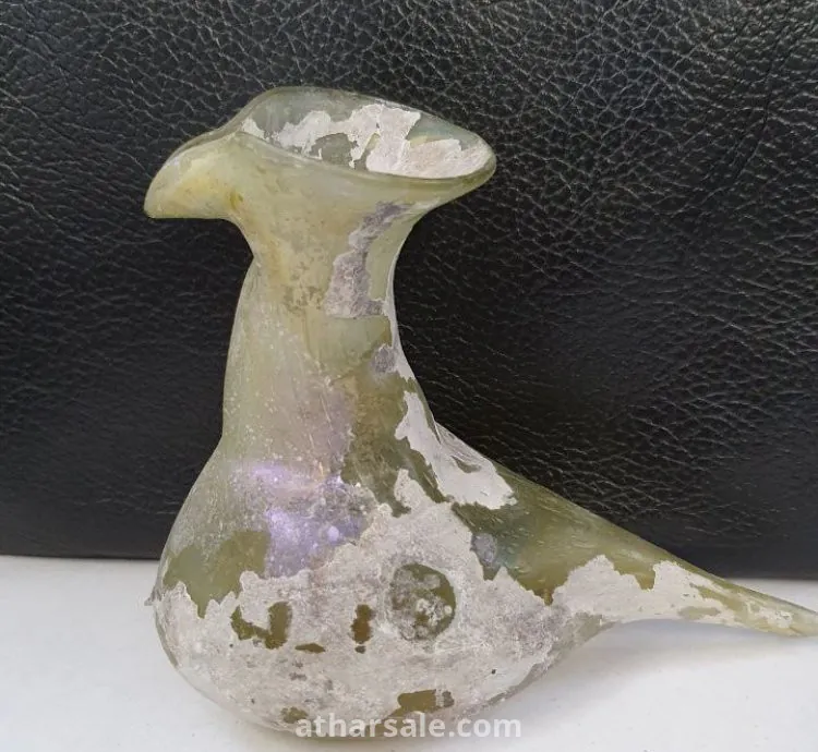 فازات أثرية من العهد المملوكي