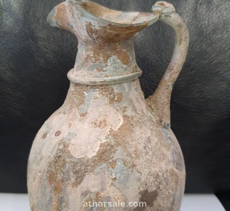 فازات أثرية من العهد المملوكي