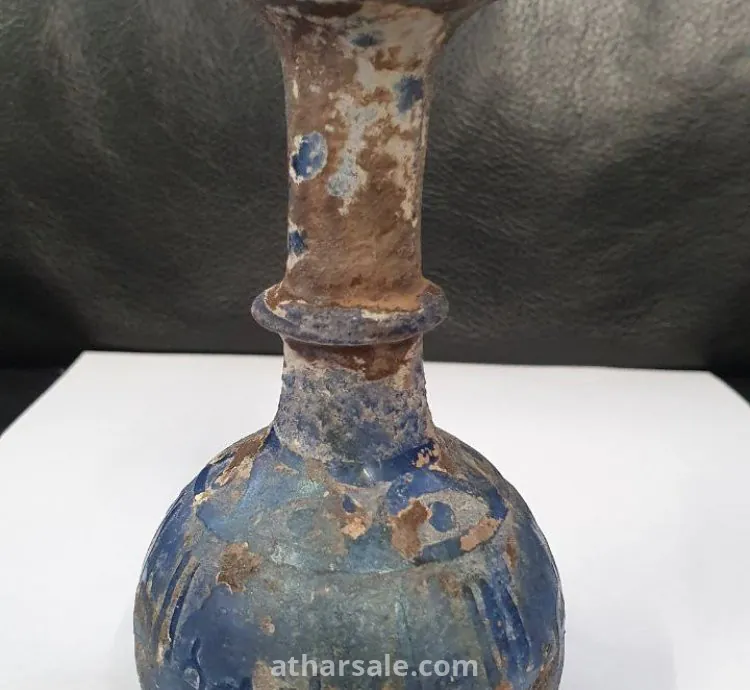 فازات أثرية من العهد المملوكي