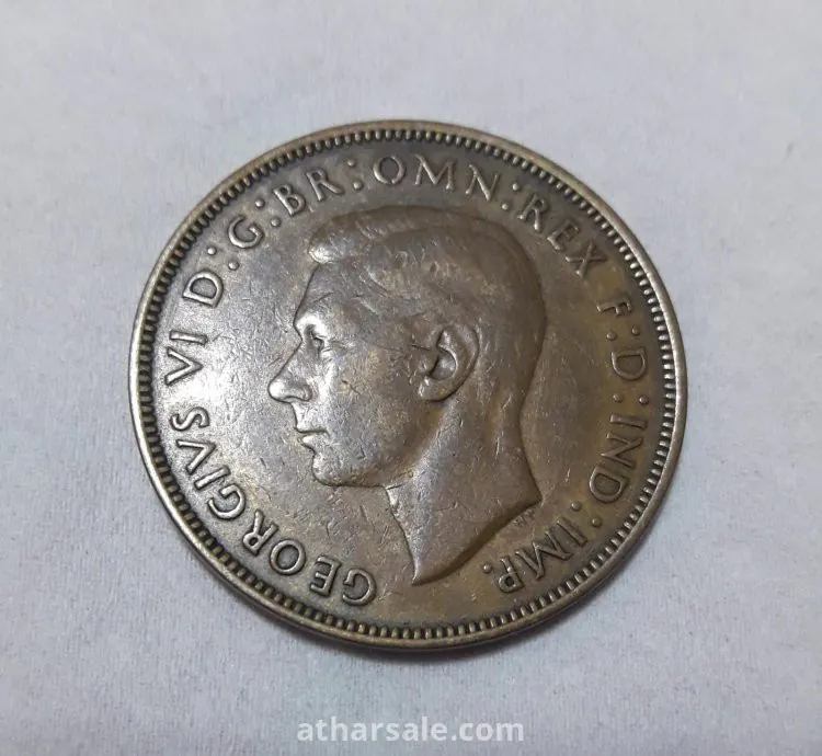 عملة معدنية بريطانية قديمة