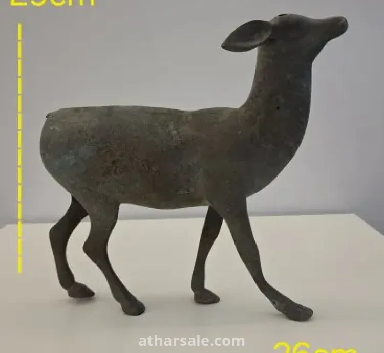 تحفة غزال نحاس قديم
