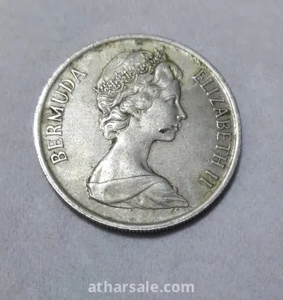 عملة معدنية بريطانية قديمة