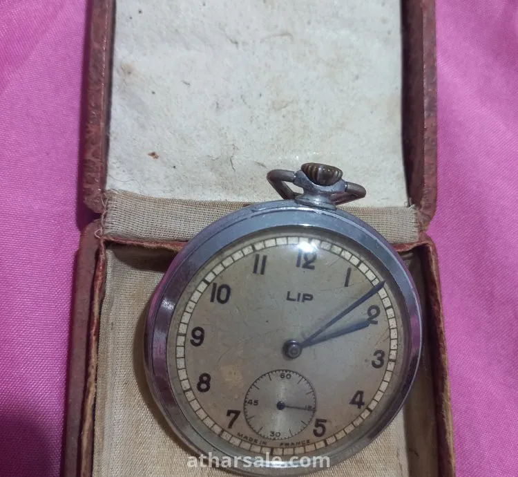 ساعة جيب قديمة اكتر من 100سنة
