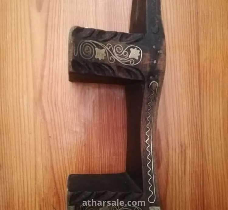 An old and heavy tray  with high silver plating.