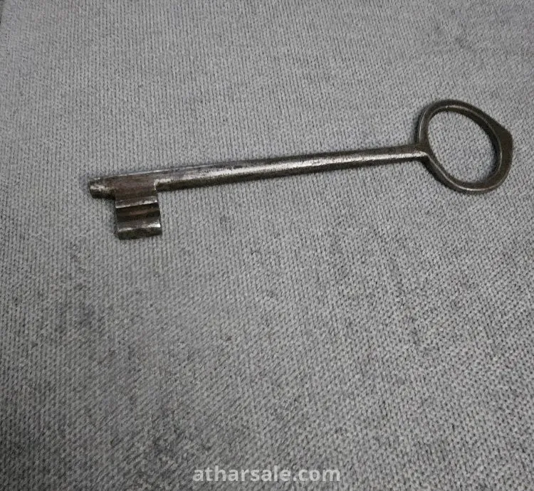iron old key for sale