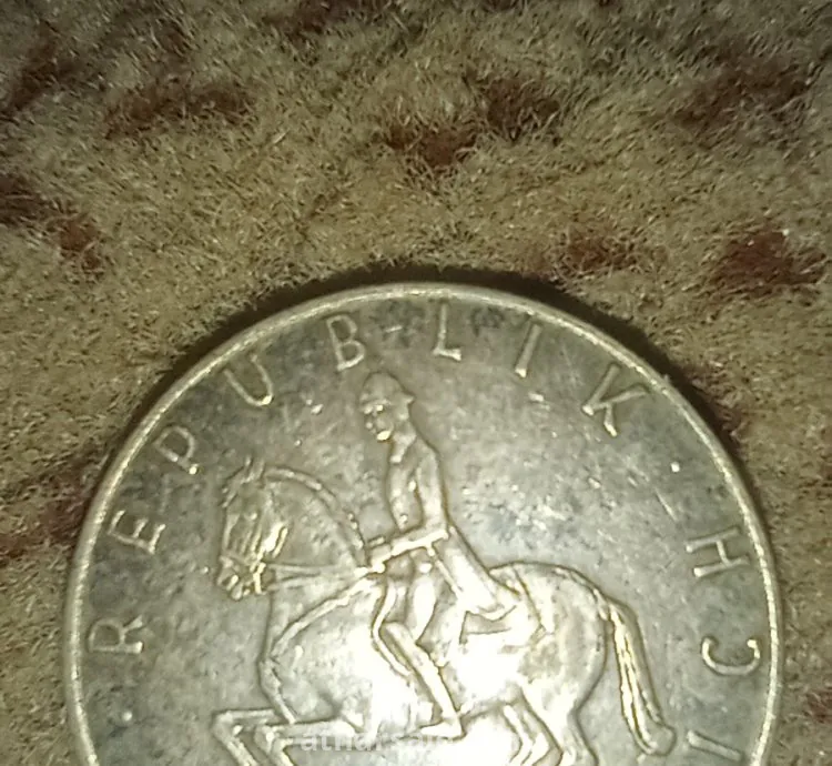 خمسة شلن نمساوي