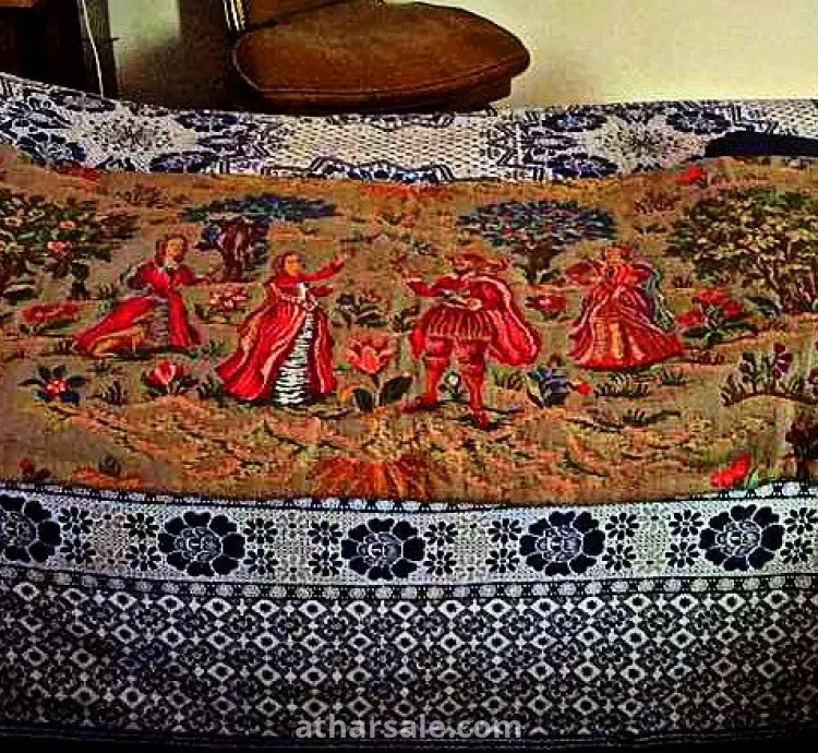 لوحة جوبلان قديمة جدا من عام 1952م من باريس مختومة