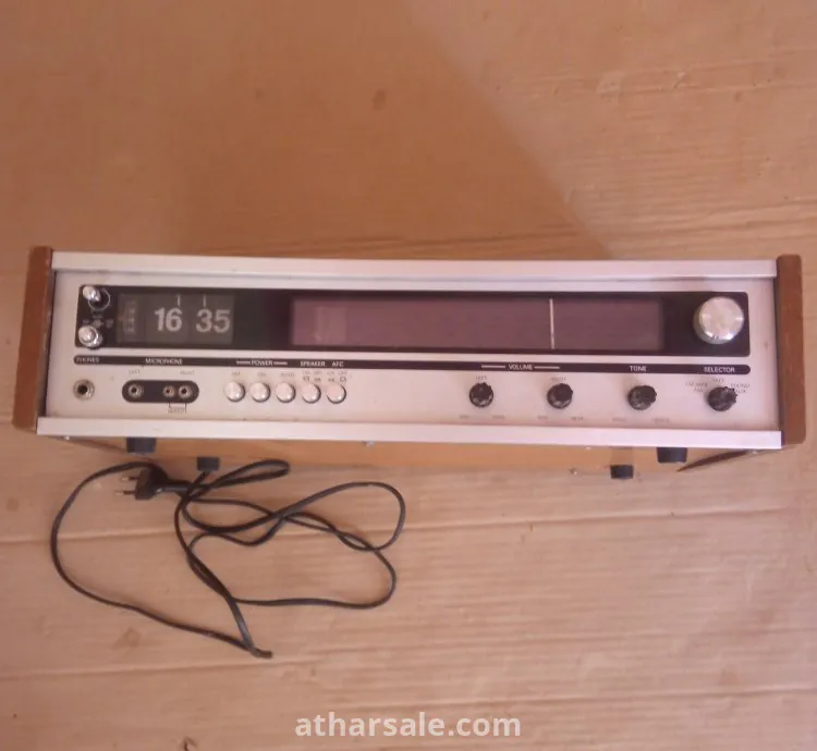 Vintage Radio – For Sale
