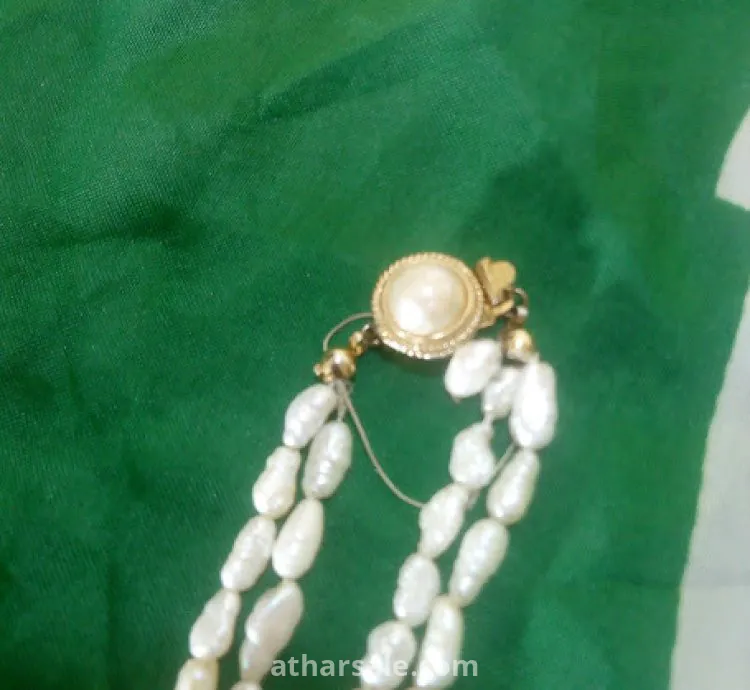 Natural loose pearl necklace weighing 5.630