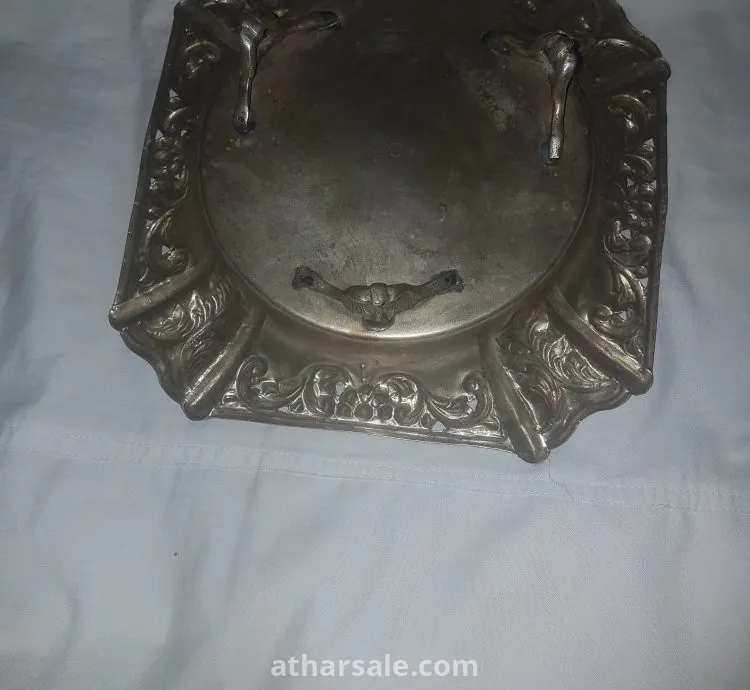 صينيه  صغيرة من نوع فيكتوريا