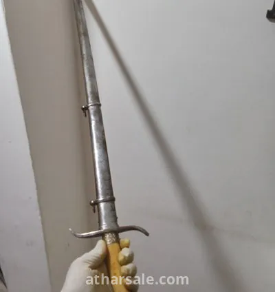 سيف فرنسي ملكي قديم مختوم 6