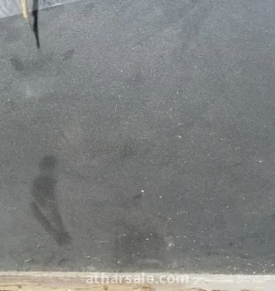 An oil painting over 300 years 5