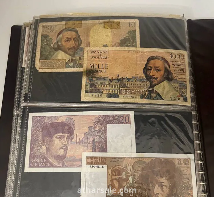 عملات نقدية ورقية قديمة