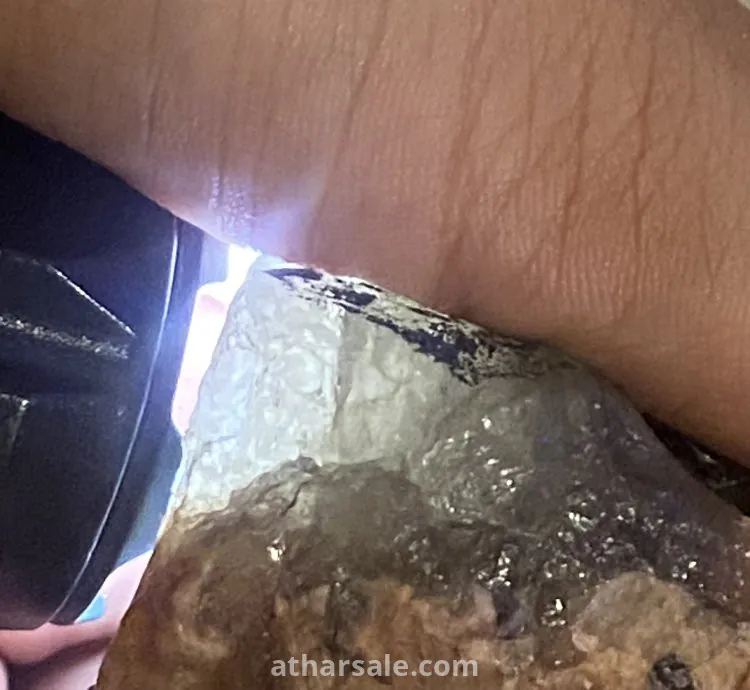 high-quality gemstones Raw sapphire stone