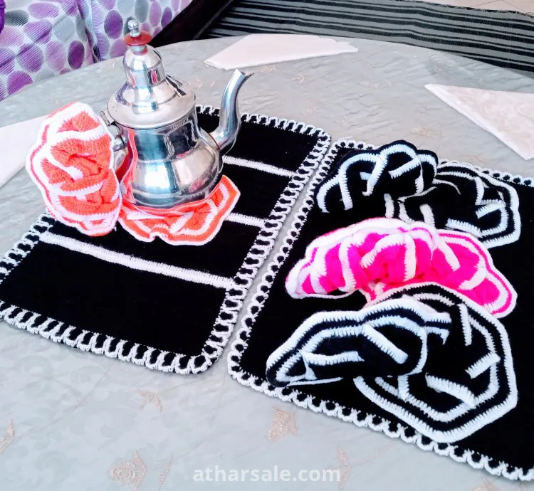 طقم سفرة مكون من 10 قطع يدوية الصنع من خيوط الصوف