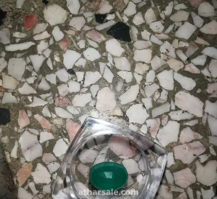 gemstones Emerald 7ct  Sapphire 2.5ct Ruby 2 / 2.5  /3.5 ct Low inclusions