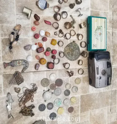 عملات وقطع قديمة