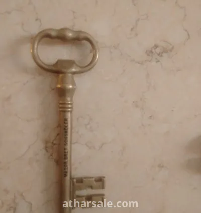 مفتاح أثري ألماني نادر