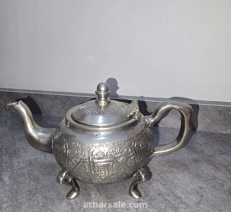 أبريق فضة نادر من القرن 20