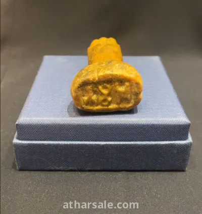 ختم قديم جدا يعود لحضارة قديمة