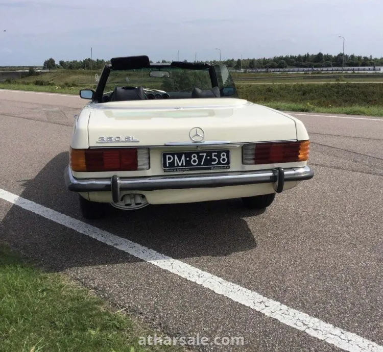 سيارة مرسيدس 350SL موديل 1971