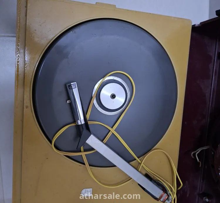مشغل اسطوانات فيلبس اصدار  ١٩٦٨