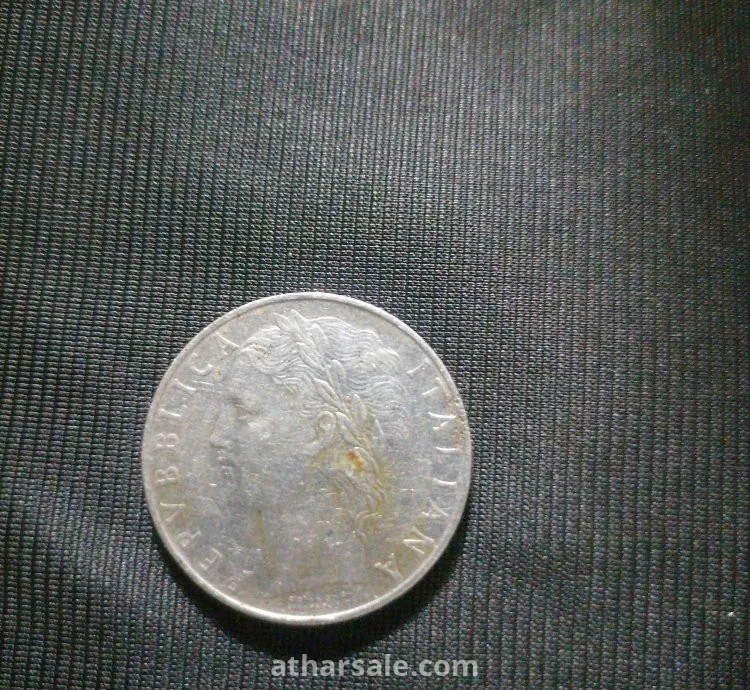 عمله قديمه فئه ١٠٠ ليره بتاريخ ١٩٧٠