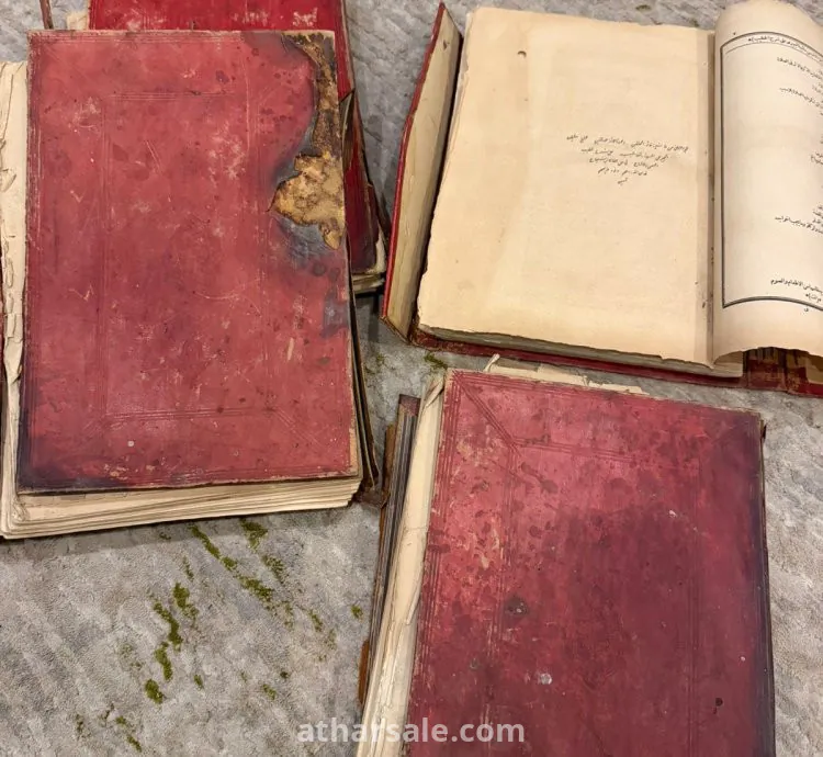 كتب قديمه مخطوطه