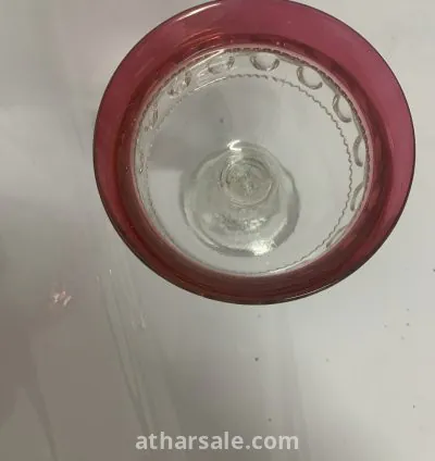 تحف مصنوعه من الزجاج الملون قديمه اكثر من 60 سنه